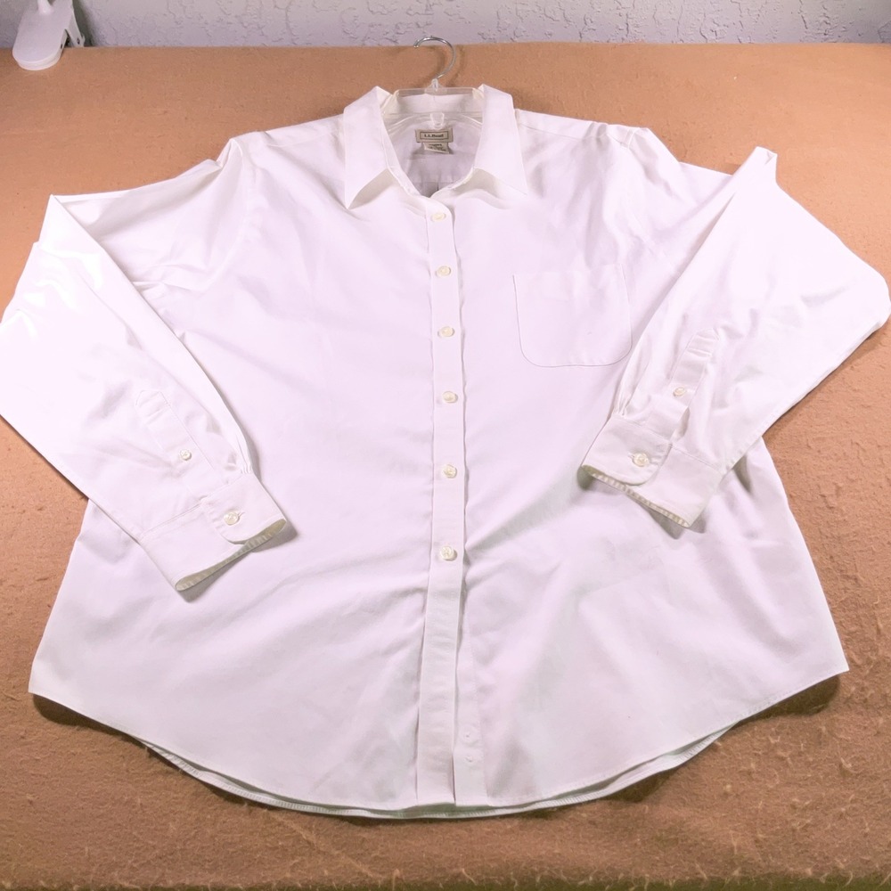 LL Bean Womens XL White Button Down Shirt 100% Cotton Long Sleeve Pocket Blouse